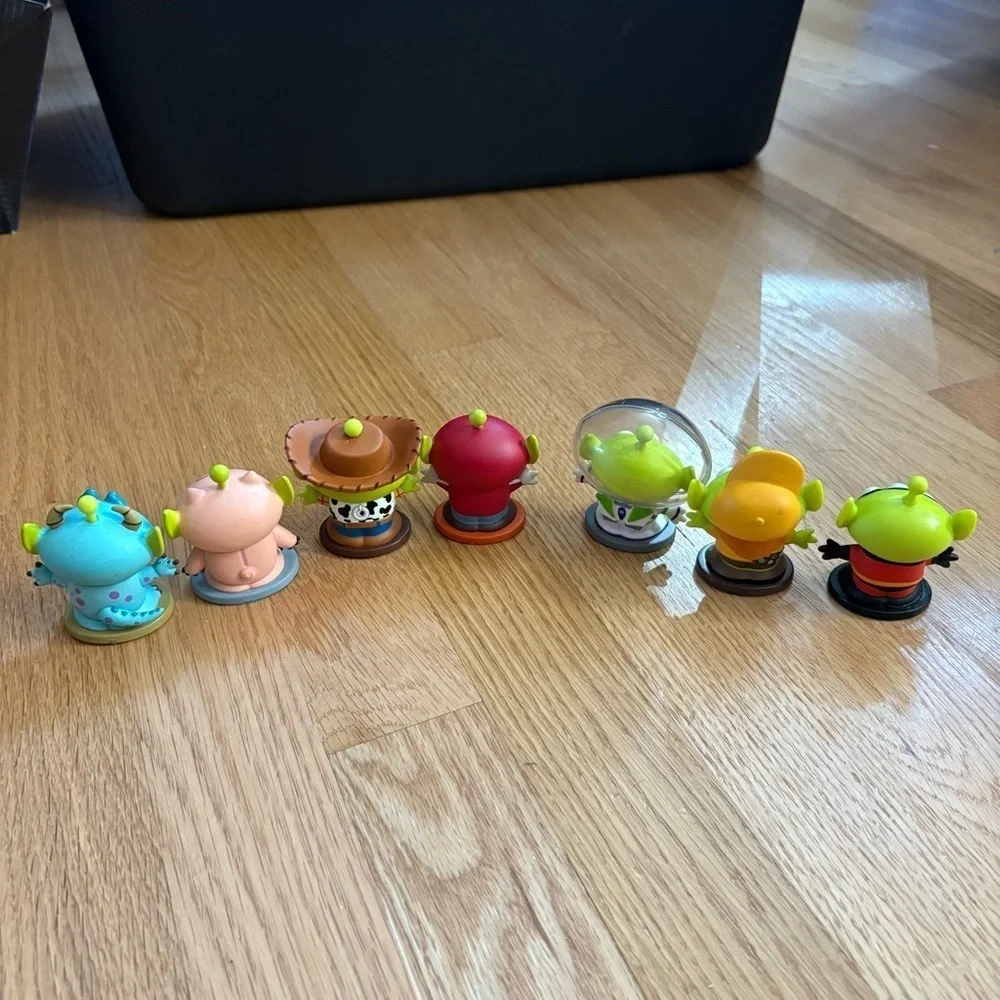 Disney Alien Remix Figurines Buzz Lightyear Toy Story Woody Coco Incredible